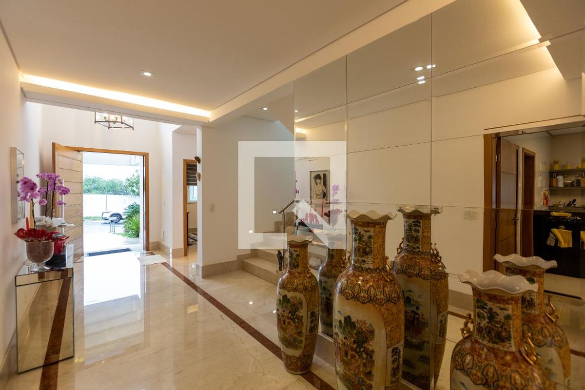 Casa à Venda - Lot. Alphaville Campinas, 5 Quartos,  482 m2 em , Campinas - sp | SoloBR