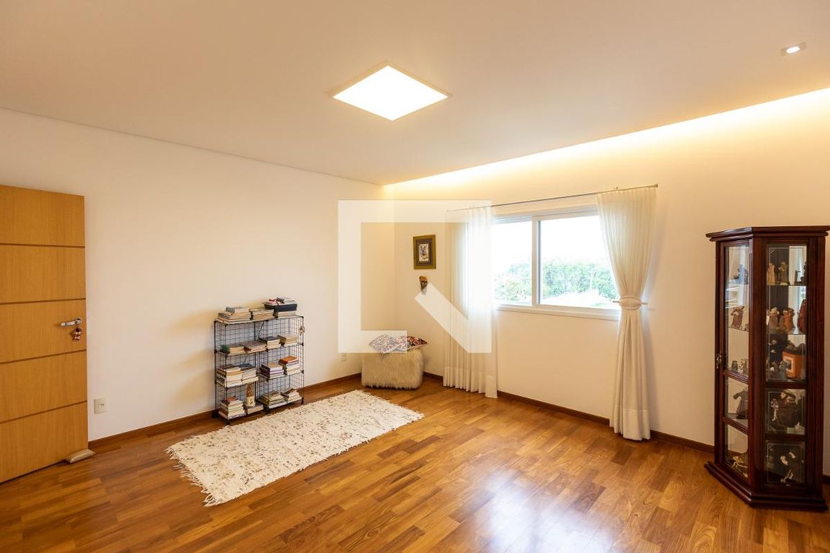 Casa à Venda - Lot. Alphaville Campinas, 5 Quartos,  482 m2 em , Campinas - sp | SoloBR