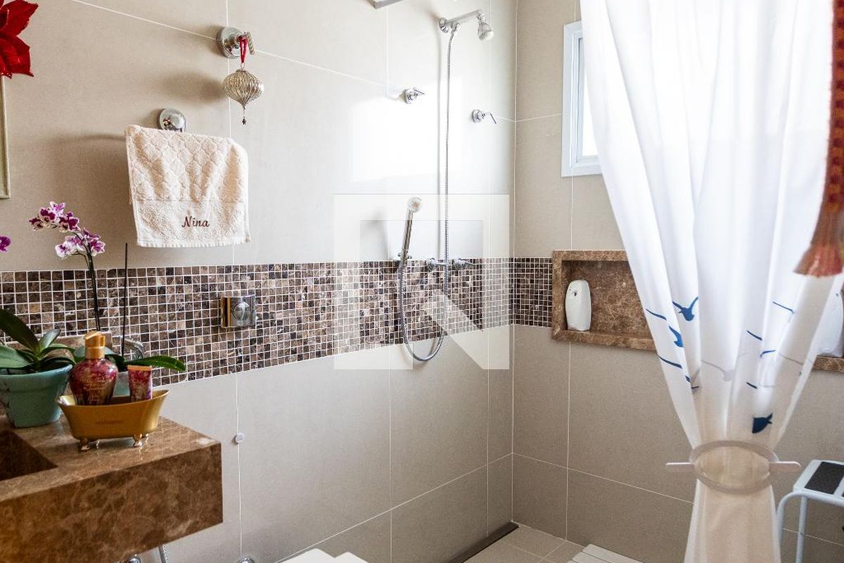 Casa à Venda - Lot. Alphaville Campinas, 5 Quartos,  482 m2 em , Campinas - sp | SoloBR