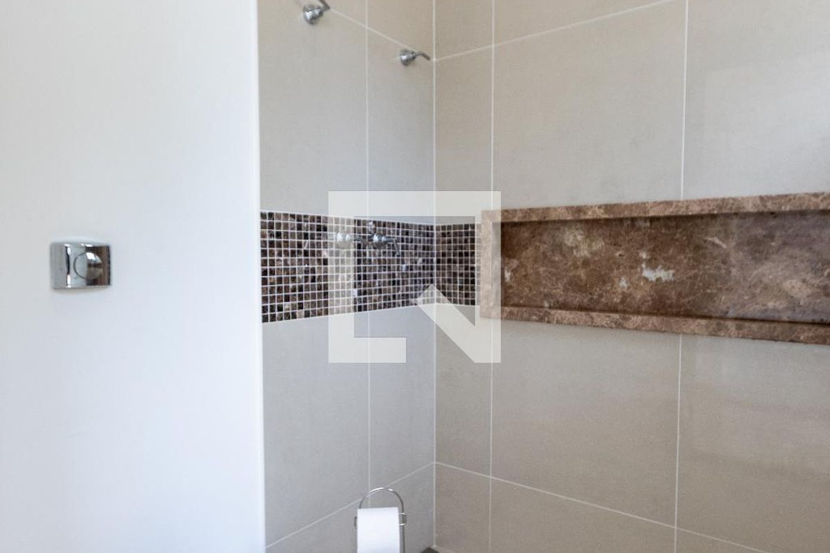 Casa à Venda - Lot. Alphaville Campinas, 5 Quartos,  482 m2 em , Campinas - sp | SoloBR