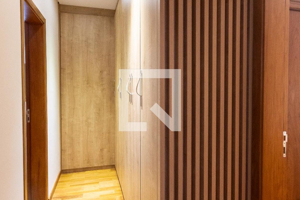 Casa à Venda - Lot. Alphaville Campinas, 5 Quartos,  482 m2 em , Campinas - sp | SoloBR