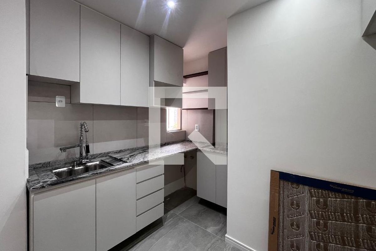 Apartamento à Venda - Cambuí, 2 Quartos,  62 m2 em , Campinas - sp | SoloBR