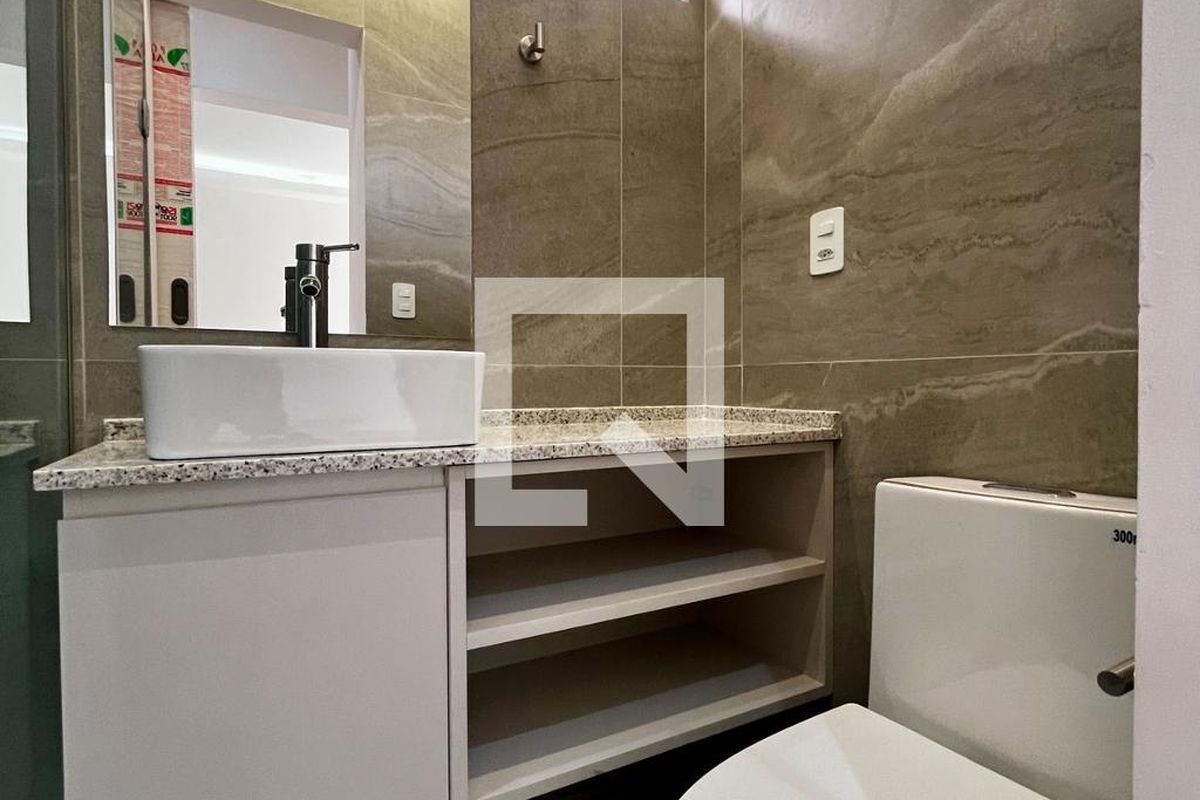 Apartamento à Venda - Cambuí, 2 Quartos,  62 m2 em , Campinas - sp | SoloBR