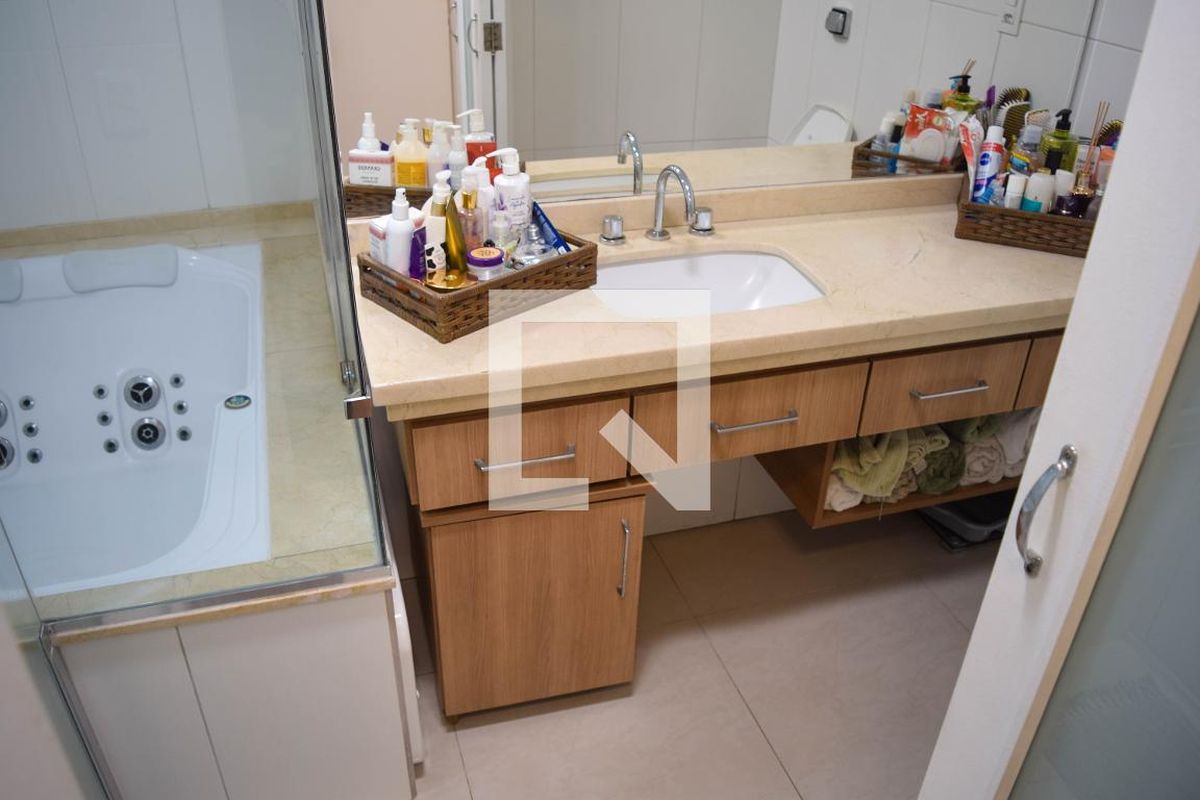 Apartamento, 3 quartos, 186 m² - Foto 90