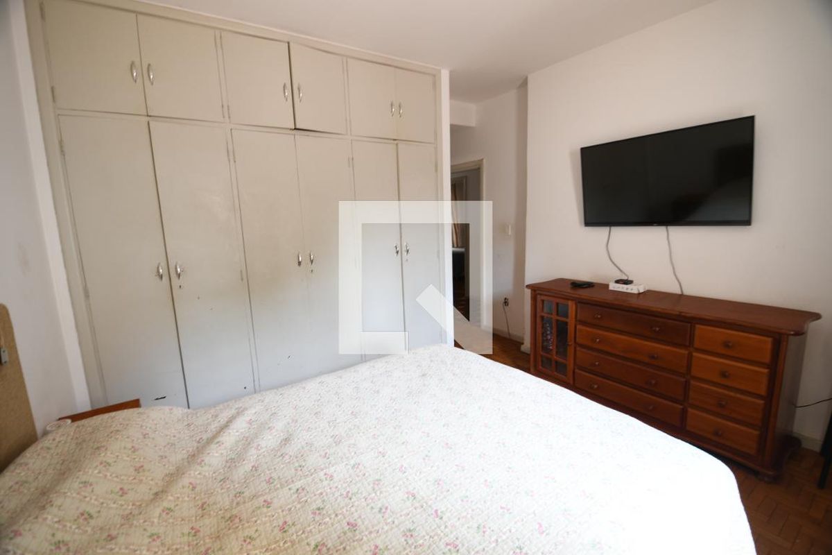 Casa à Venda - Guanabara, 3 Quartos,  663 m2 em , Campinas - sp | SoloBR
