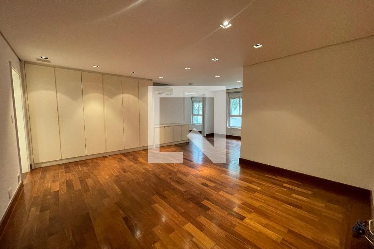 Casa, 6 quartos, 872 m² - Foto 57