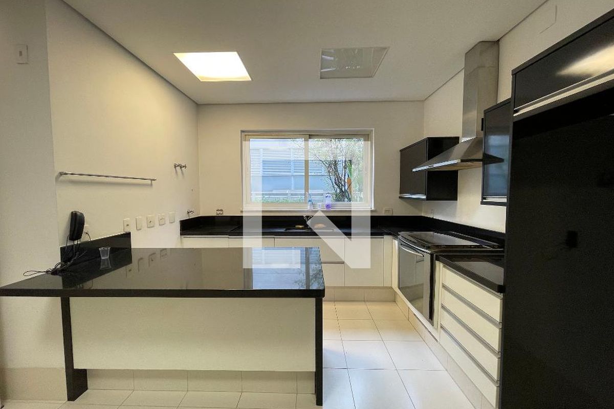 Casa, 6 quartos, 872 m² - Foto 129