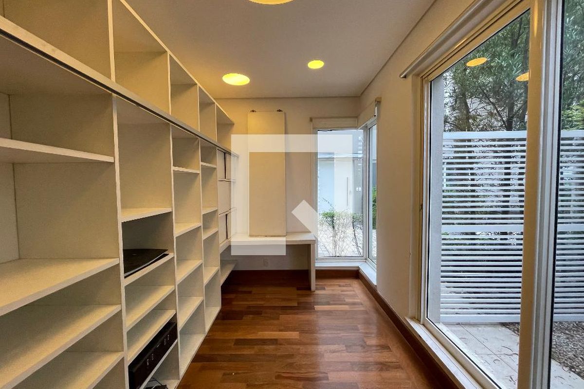 Casa, 6 quartos, 872 m² - Foto 31