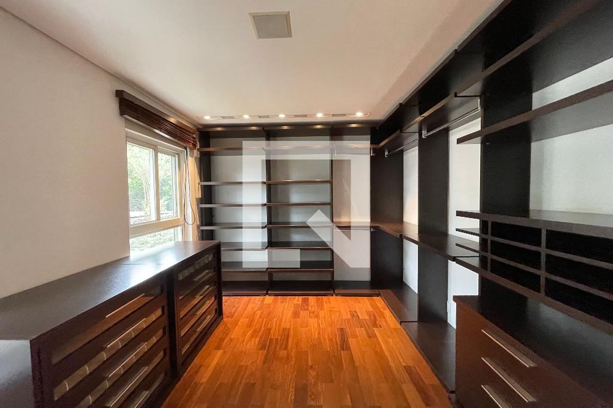 Casa, 6 quartos, 872 m² - Foto 77