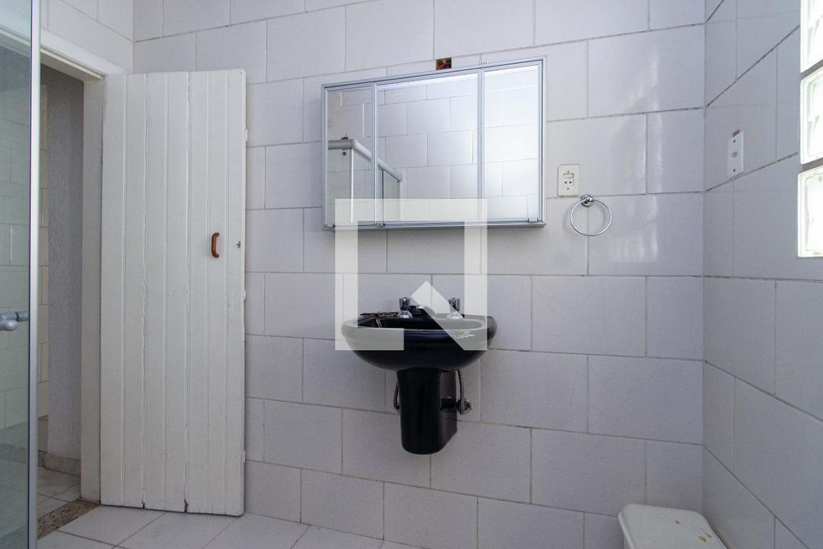 Casa, 2 quartos, 240 m² - Foto 36