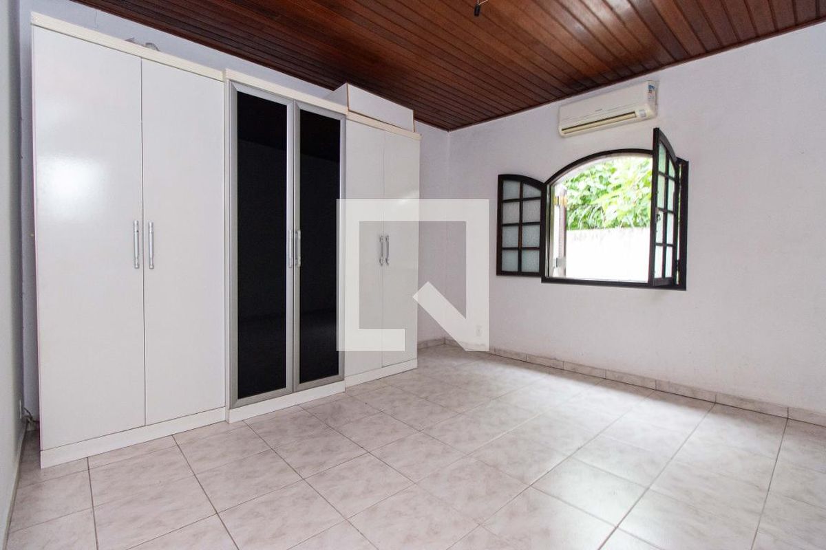 Casa, 2 quartos, 240 m² - Foto 10
