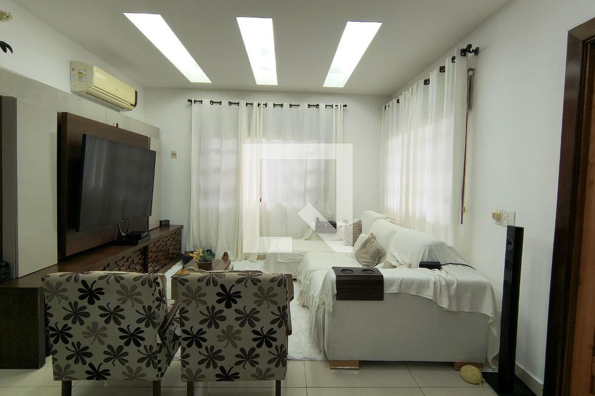 Casa, 4 quartos, 260 m² - Foto 6