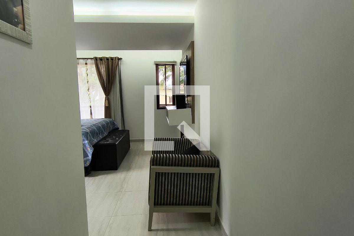 Casa, 4 quartos, 260 m² - Foto 30