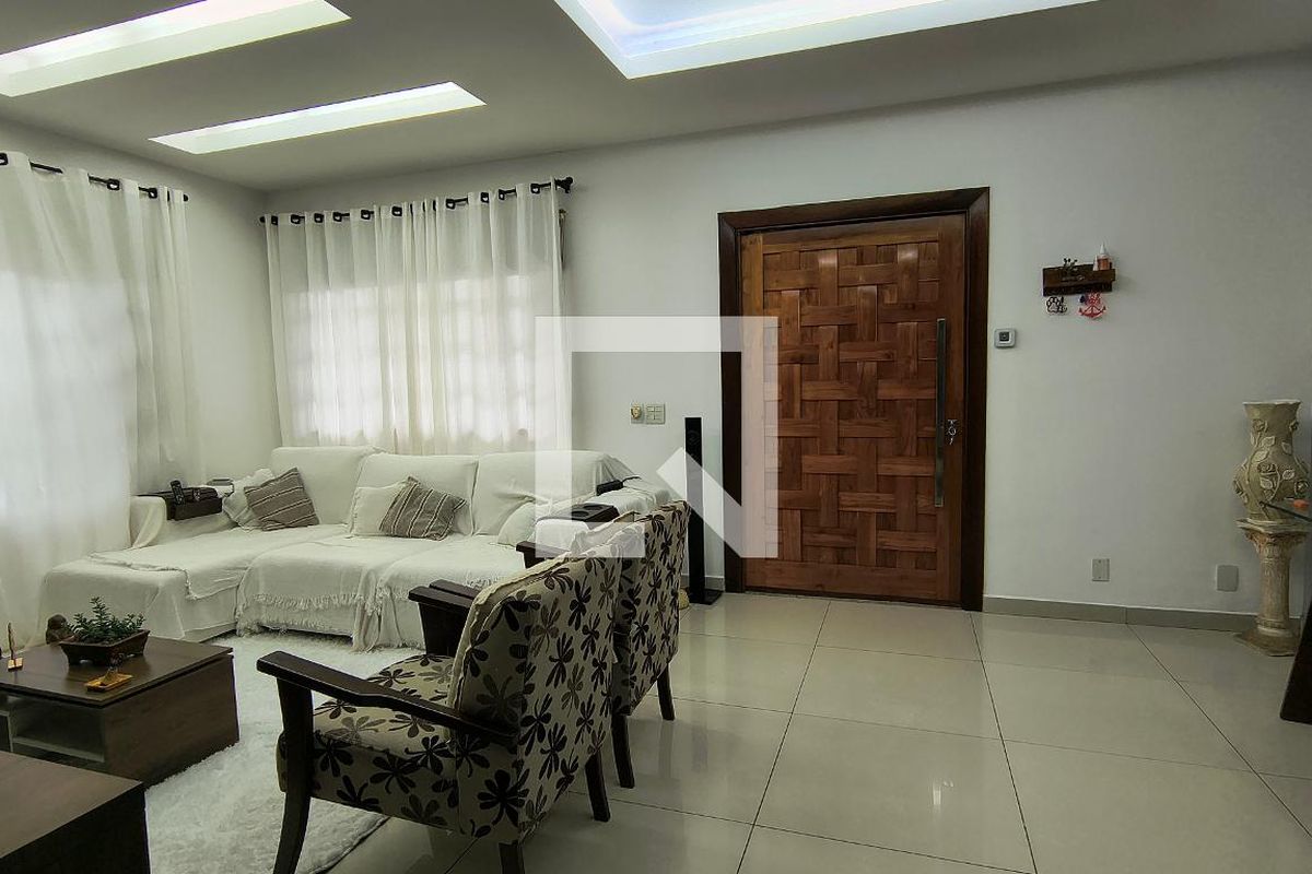 Casa, 4 quartos, 260 m² - Foto 14