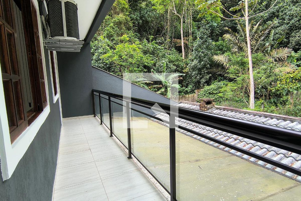 Casa, 4 quartos, 260 m² - Foto 94