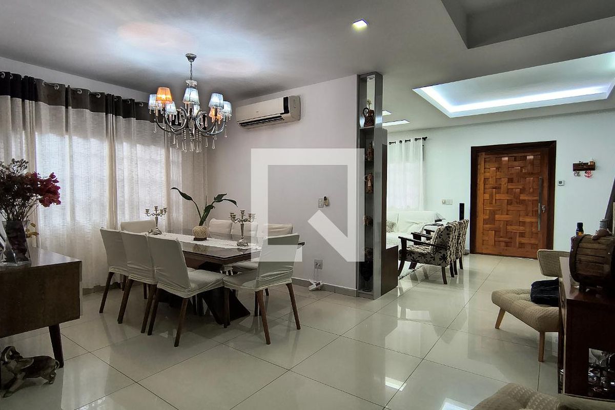 Casa, 4 quartos, 260 m² - Foto 10