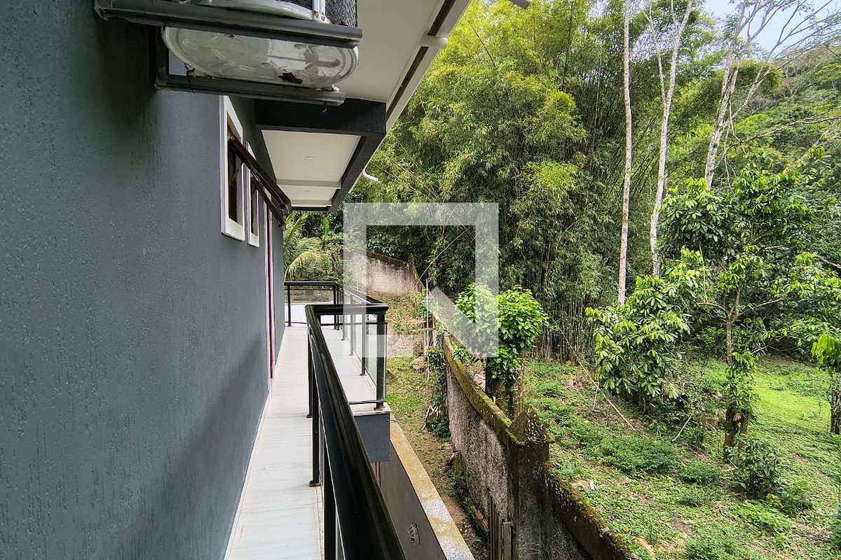 Casa, 4 quartos, 260 m² - Foto 52