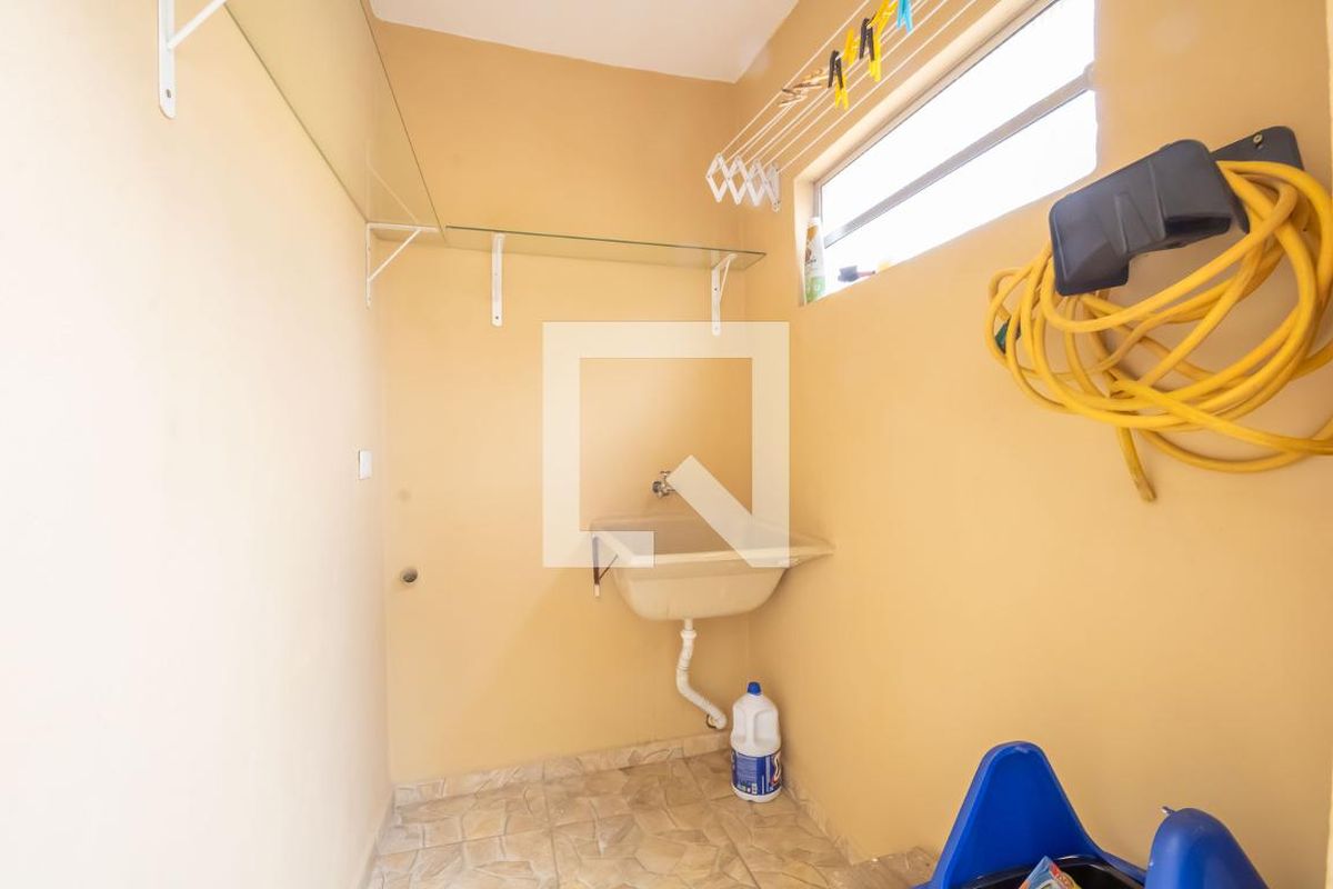 Casa, 3 quartos, 210 m² - Foto 64