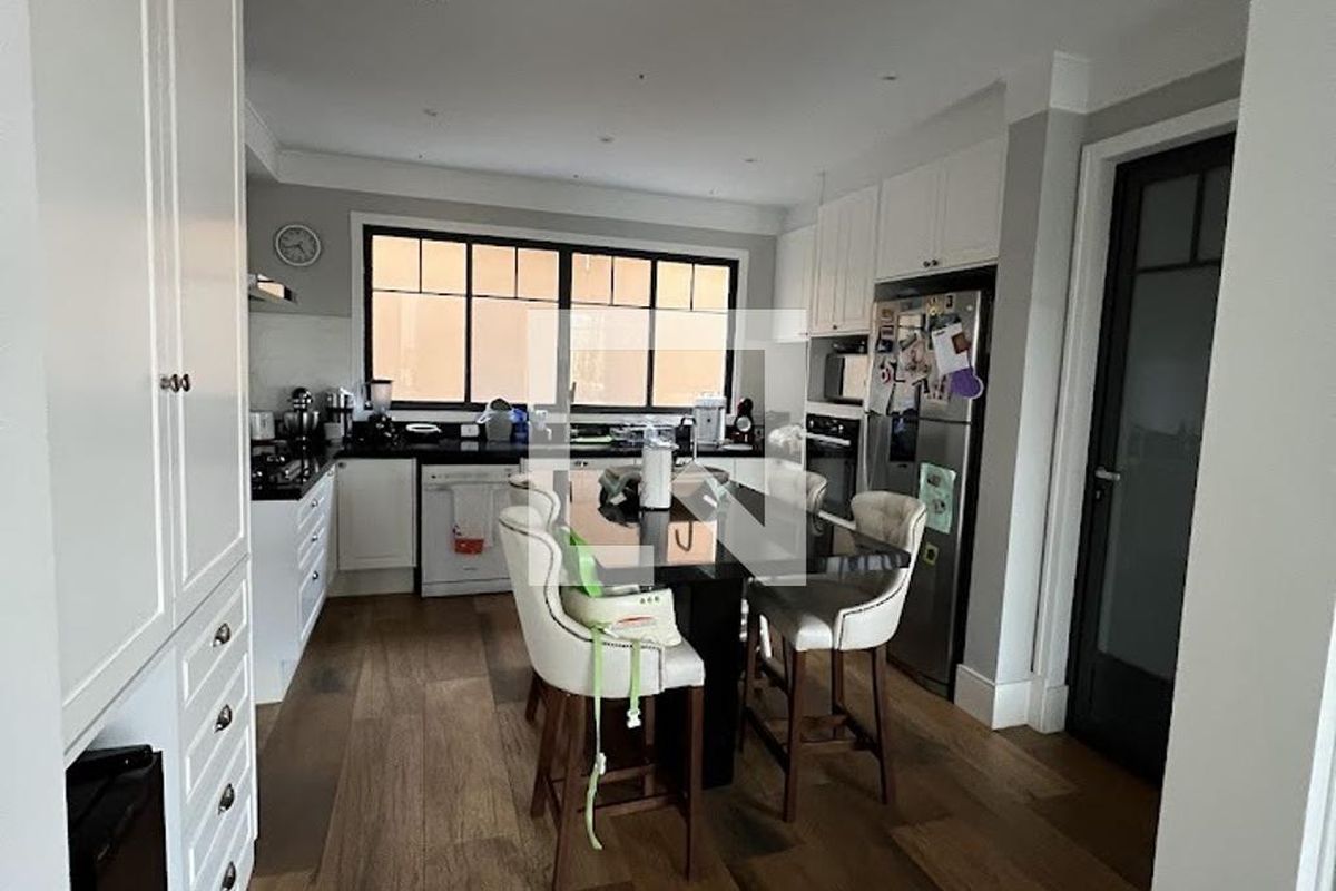 Casa à Venda - Res. Parque dos Alecrins, 4 Quartos,  370 m2 em , Campinas - sp | SoloBR