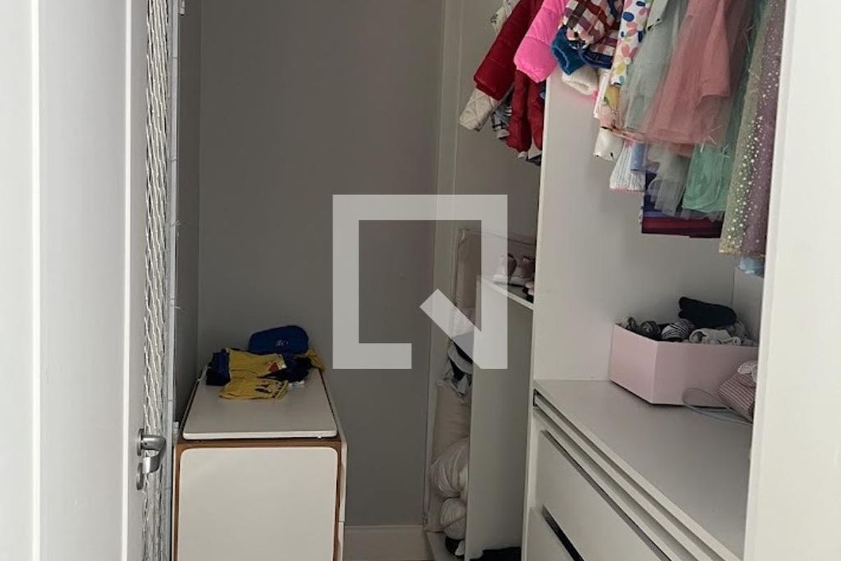 Casa à Venda - Res. Parque dos Alecrins, 4 Quartos,  370 m2 em , Campinas - sp | SoloBR