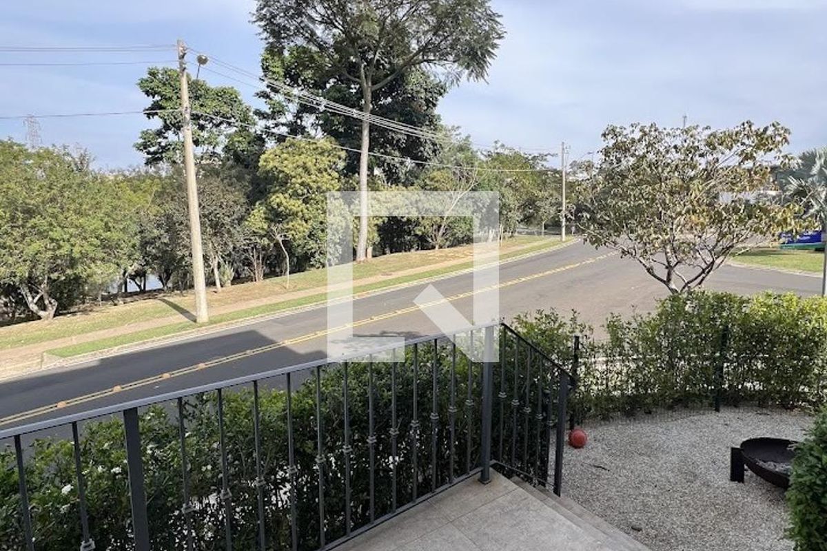 Casa à Venda - Res. Parque dos Alecrins, 4 Quartos,  370 m2 em , Campinas - sp | SoloBR