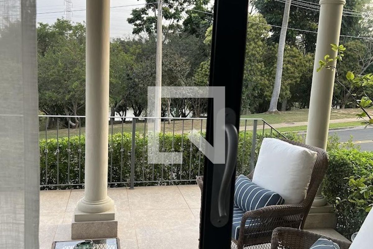 Casa à Venda - Res. Parque dos Alecrins, 4 Quartos,  370 m2 em , Campinas - sp | SoloBR