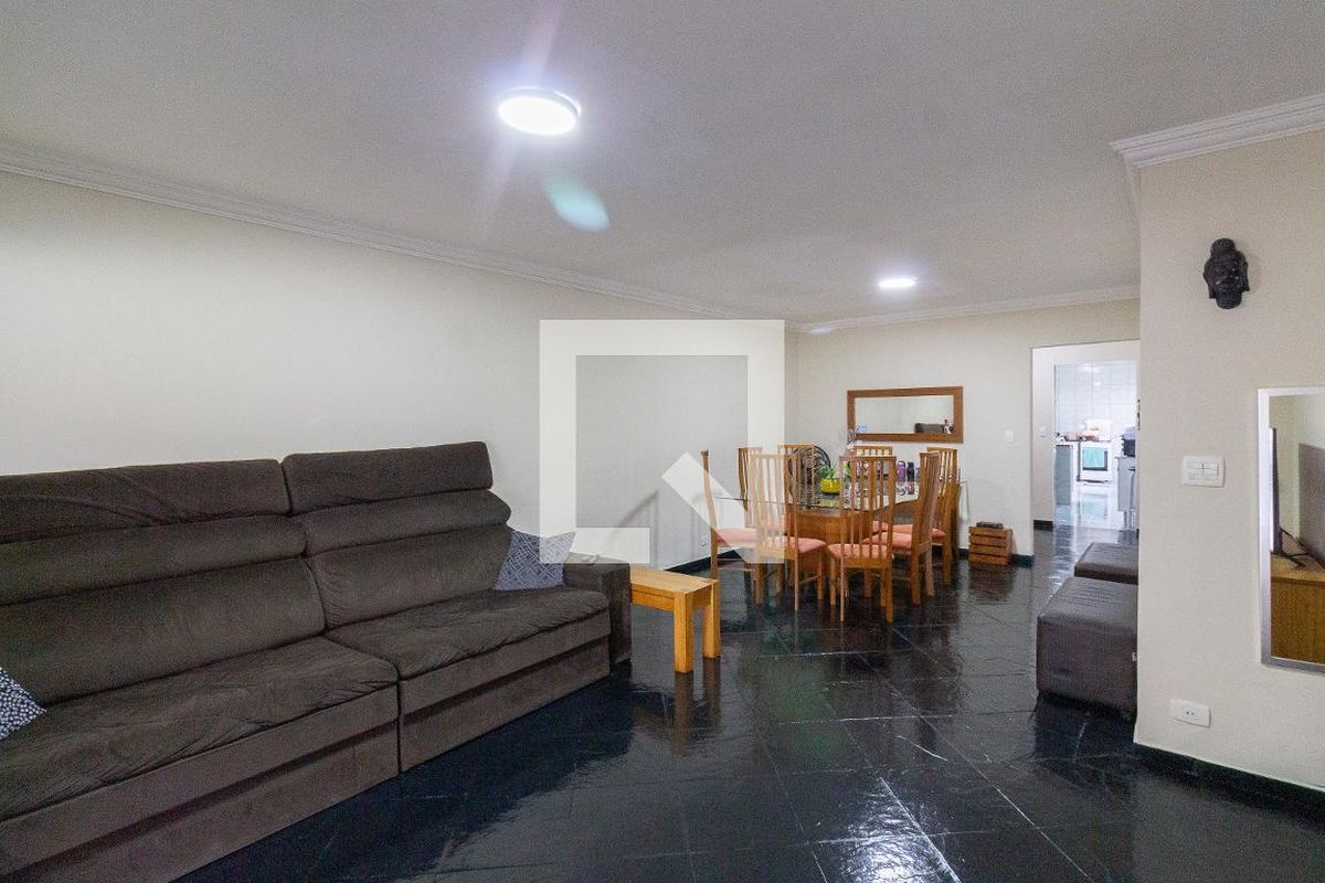Casa, 3 quartos, 240 m² - Foto 4