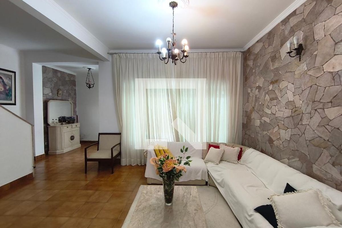 Casa, 3 quartos, 195 m² - Foto 2