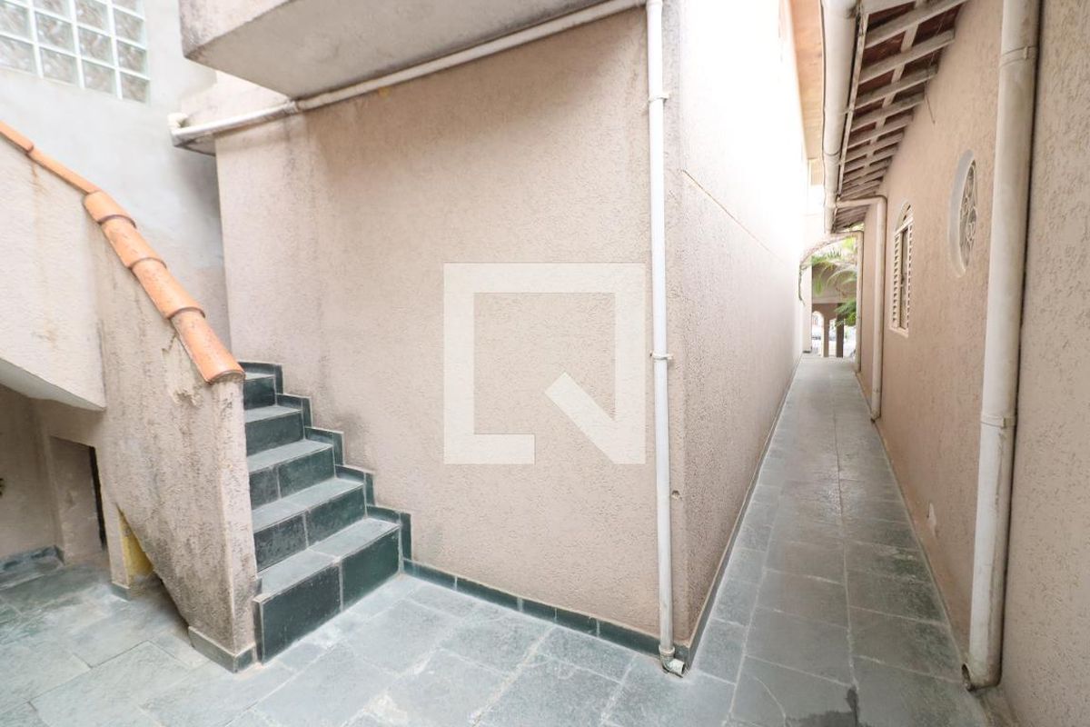Casa, 3 quartos, 276 m² - Foto 77