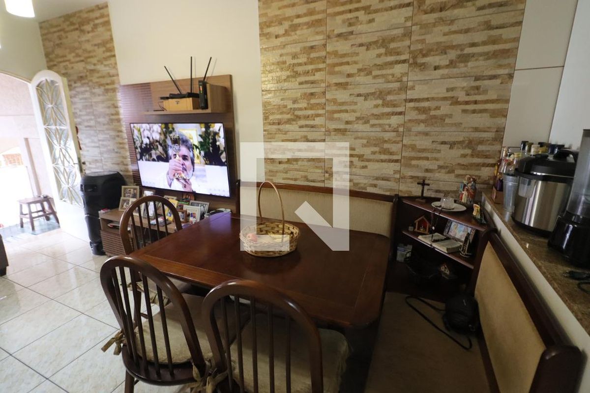 Casa, 3 quartos, 276 m² - Foto 9