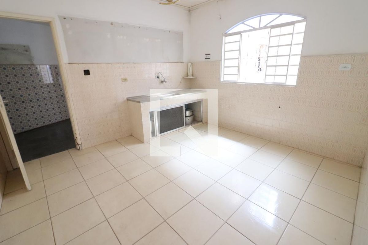 Casa, 3 quartos, 276 m² - Foto 55