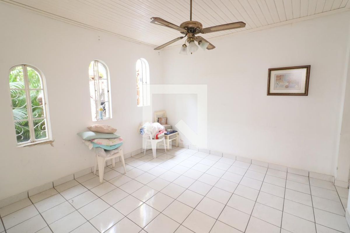 Casa, 3 quartos, 276 m² - Foto 15