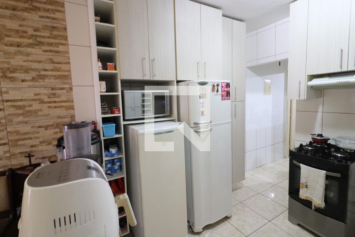 Casa, 3 quartos, 276 m² - Foto 49