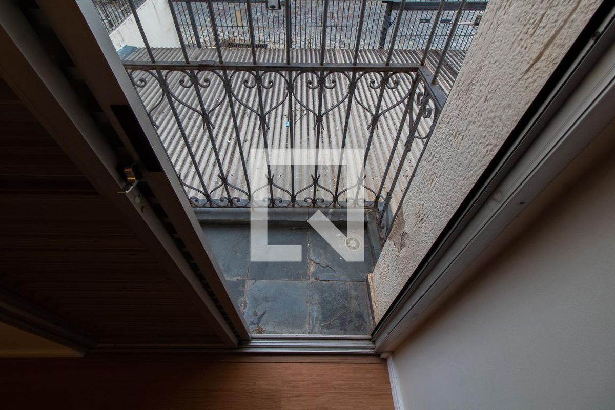 Apartamento à Venda - Cambuí, 2 Quartos,  67 m2 em , Campinas - sp | SoloBR