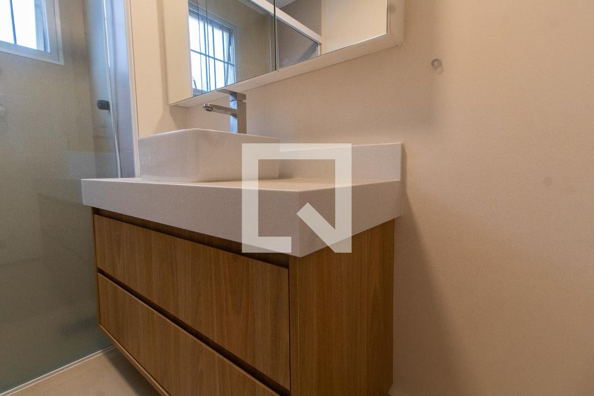 Apartamento à Venda - Cambuí, 2 Quartos,  67 m2 em , Campinas - sp | SoloBR