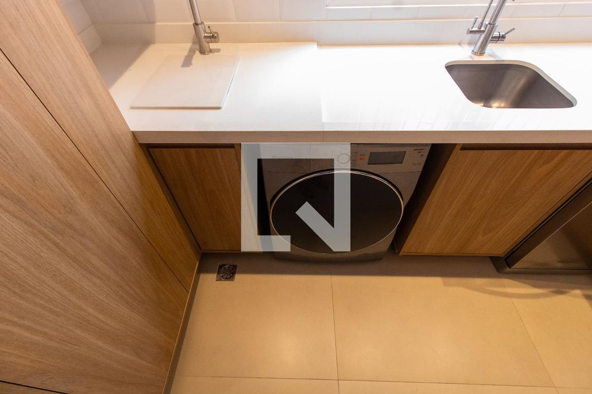 Apartamento à Venda - Cambuí, 2 Quartos,  67 m2 em , Campinas - sp | SoloBR