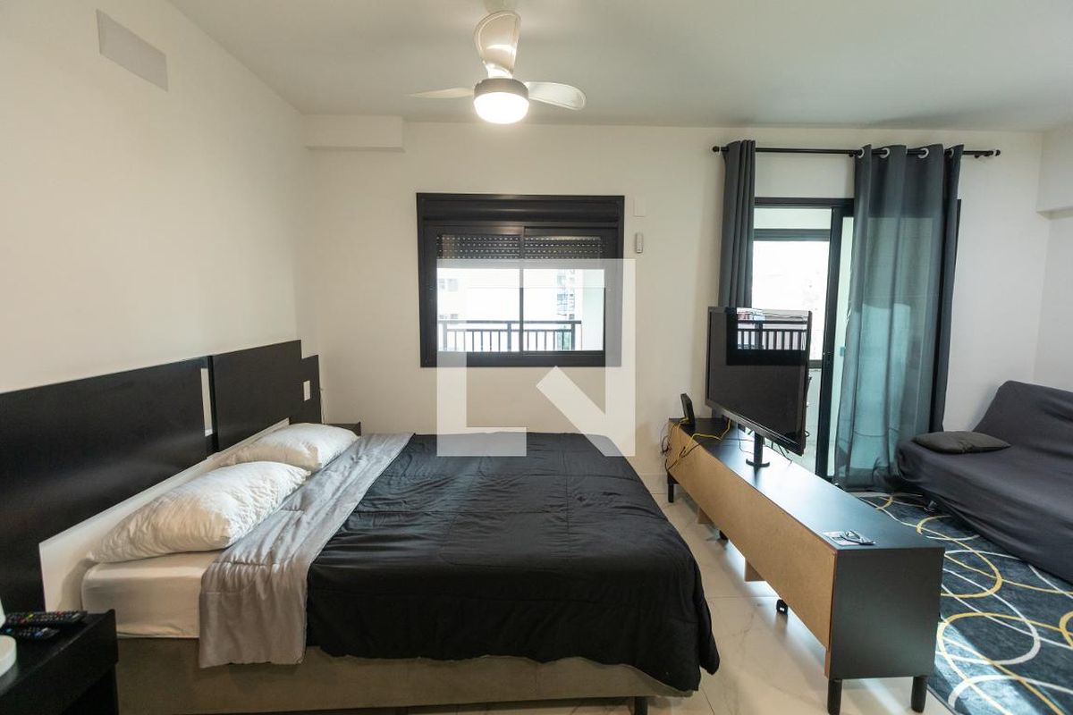 Apartamento à Venda - Bosque, 1 Quarto,  47 m2 em , Campinas - sp | SoloBR