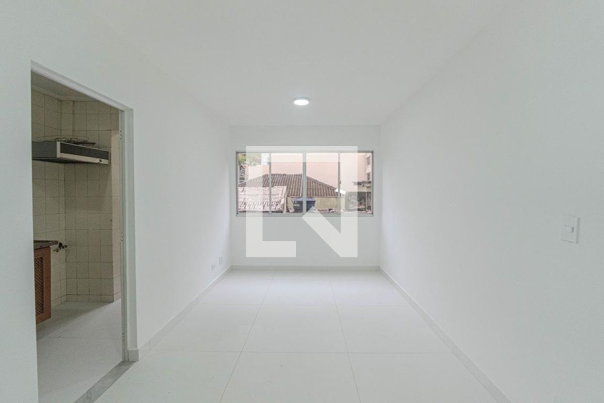 Apartamento, 1 quarto, 38 m² - Foto 4
