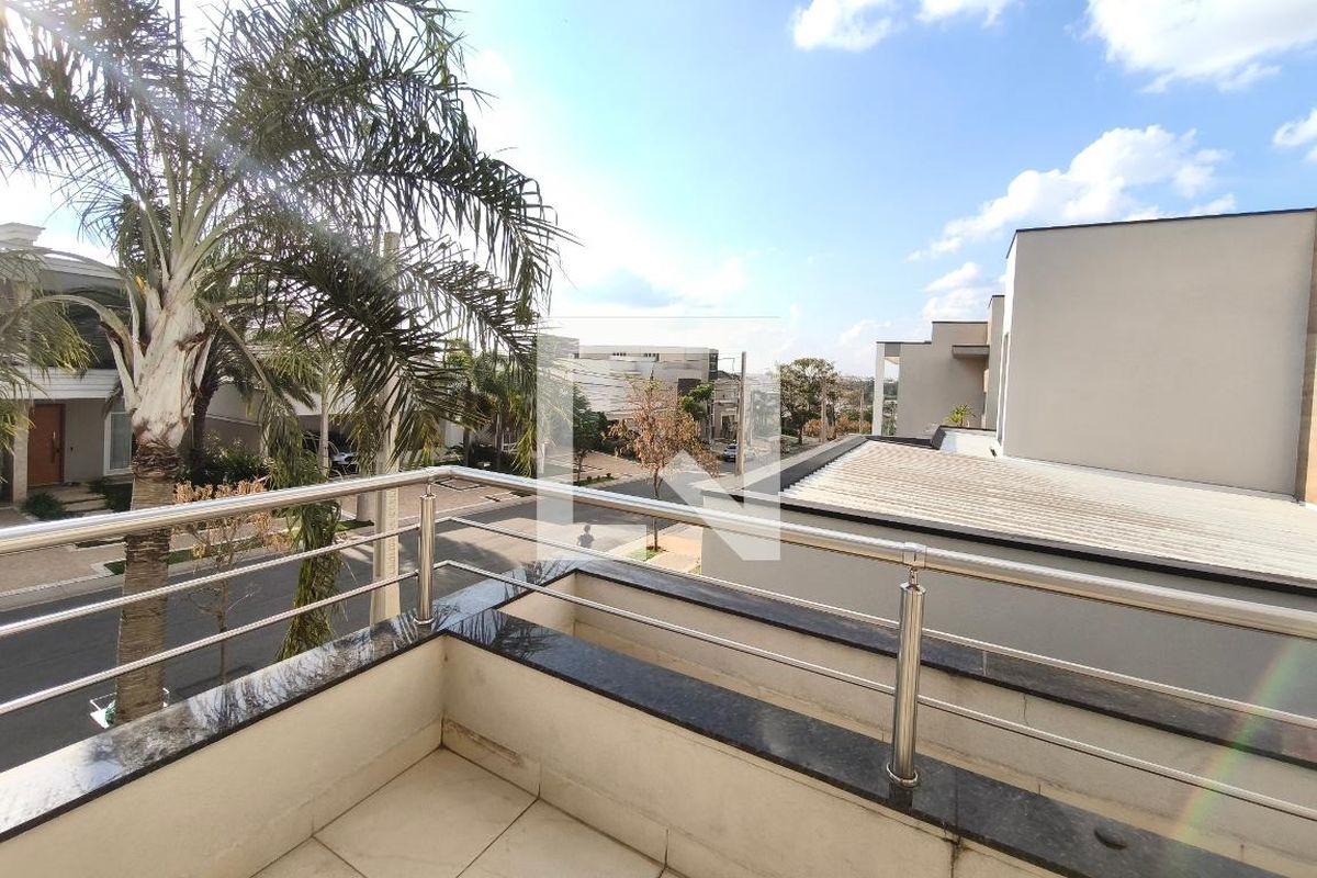 Casa à Venda - Swiss Park, 4 Quartos,  268 m2 em , Campinas - sp | SoloBR