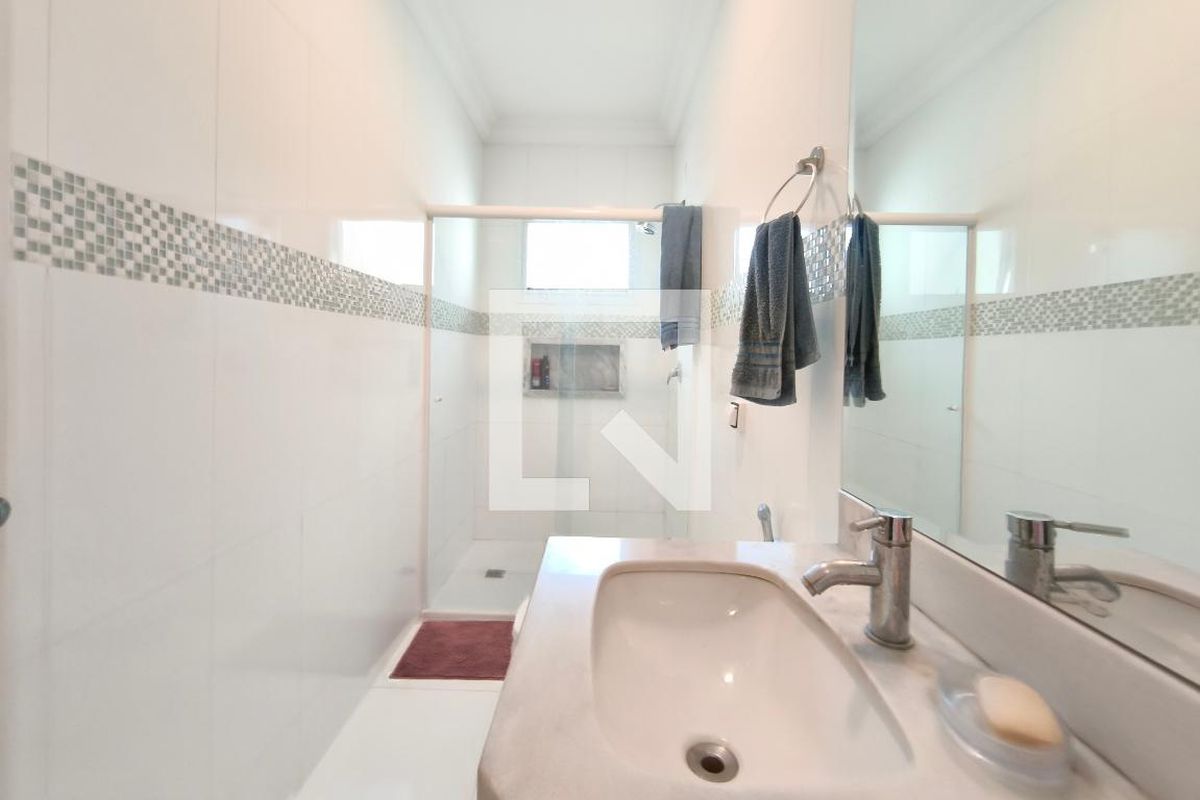 Casa à Venda - Swiss Park, 4 Quartos,  268 m2 em , Campinas - sp | SoloBR