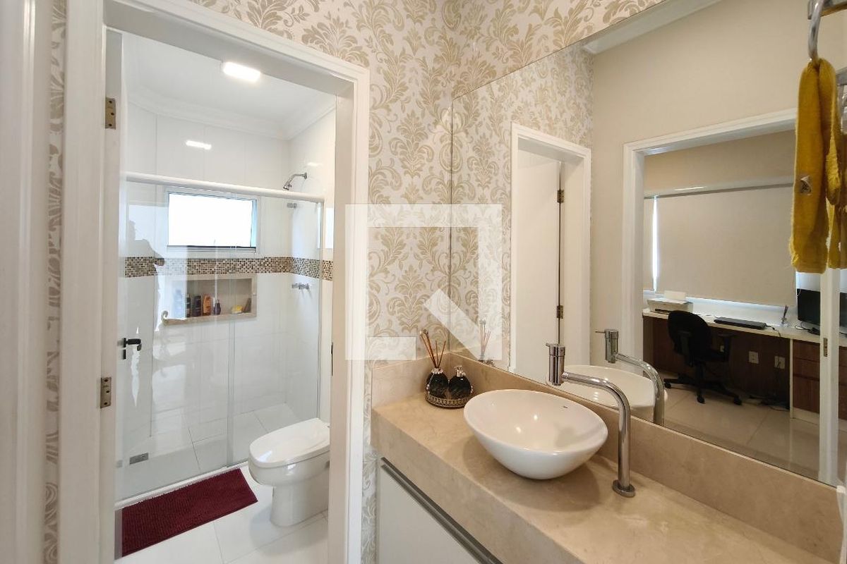 Casa à Venda - Swiss Park, 4 Quartos,  268 m2 em , Campinas - sp | SoloBR