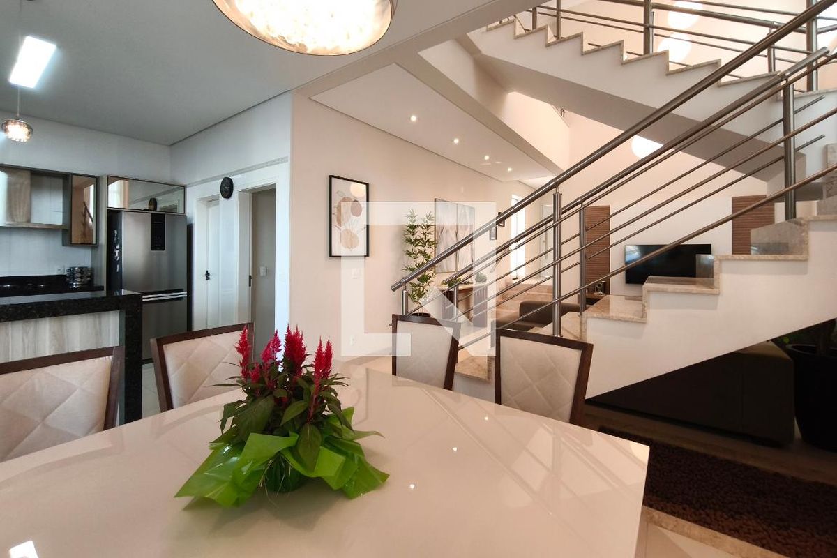 Casa à Venda - Swiss Park, 4 Quartos,  268 m2 em , Campinas - sp | SoloBR