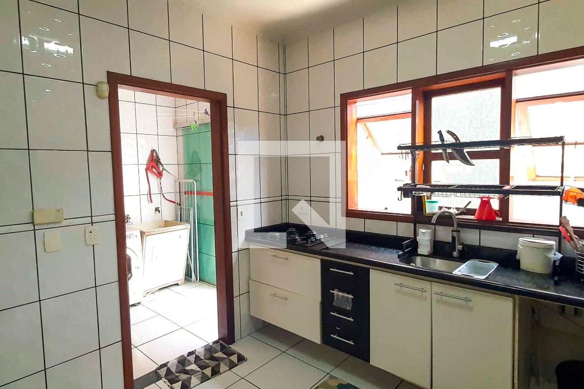 Casa, 3 quartos, 350 m² - Foto 108