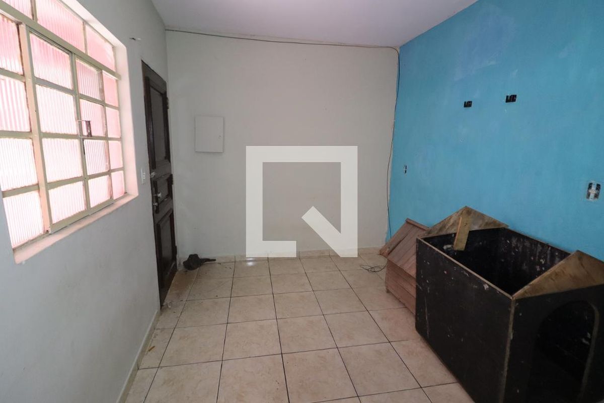 Casa, 6 quartos, 275 m² - Foto 2