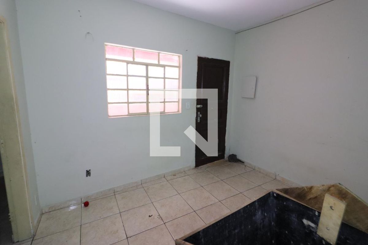 Casa, 6 quartos, 275 m² - Foto 6