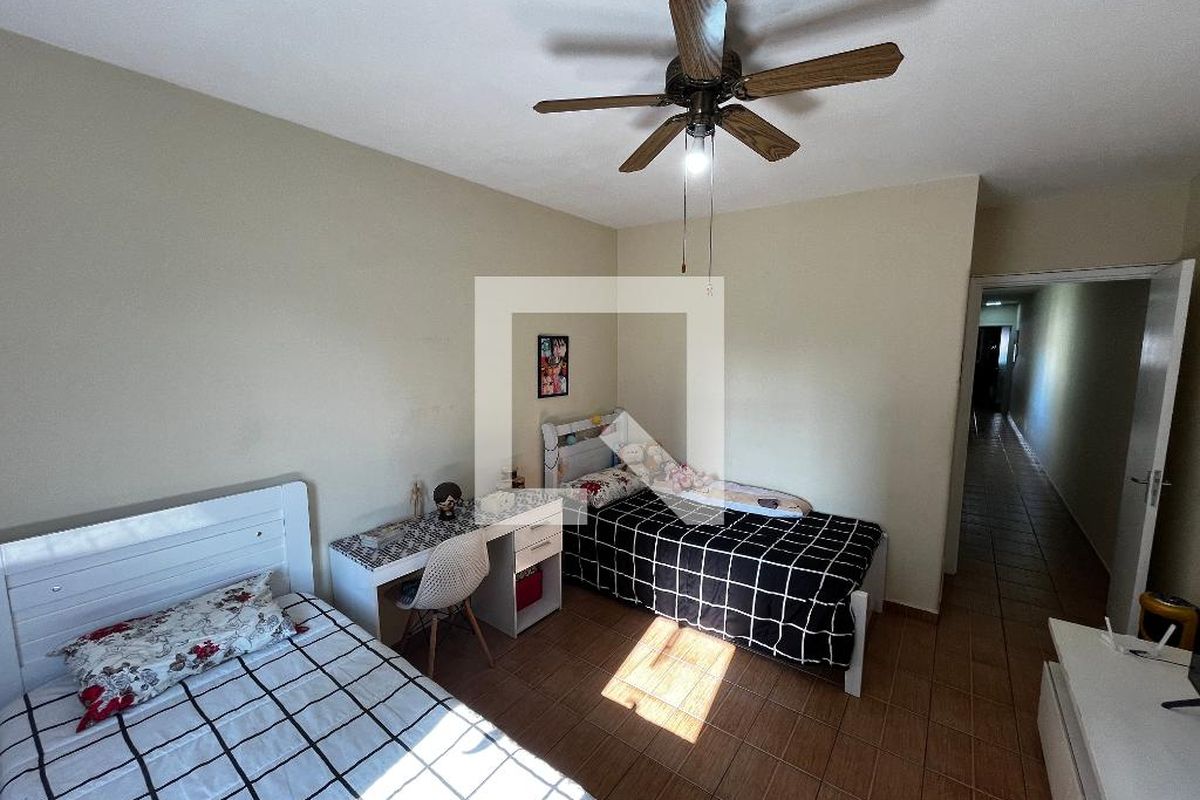 Casa, 4 quartos, 180 m² - Foto 38