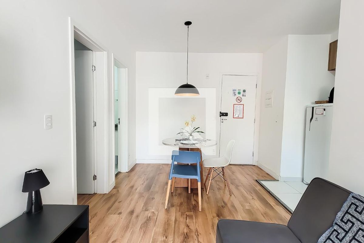 Apartamento à Venda - Centro, 1 Quarto,  40 m2 em , Campinas - sp | SoloBR