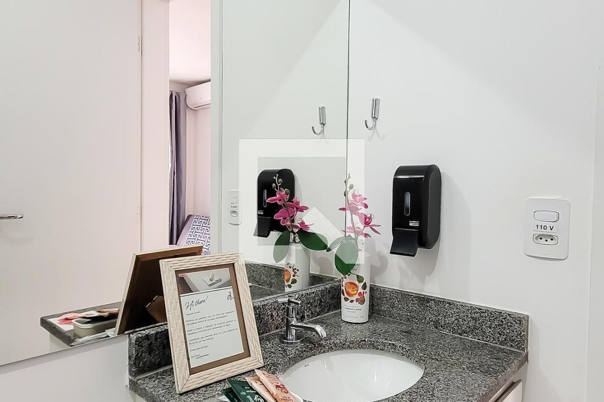 Apartamento à Venda - Centro, 1 Quarto,  40 m2 em , Campinas - sp | SoloBR