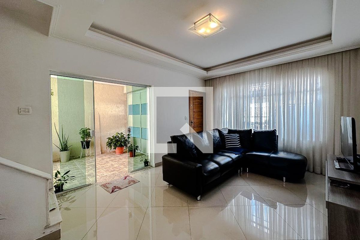 Casa, 4 quartos, 230 m² - Foto 4
