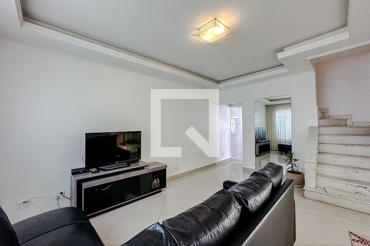 Casa, 4 quartos, 230 m² - Foto 8